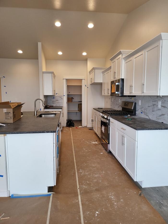 Images Abmont Realty Group