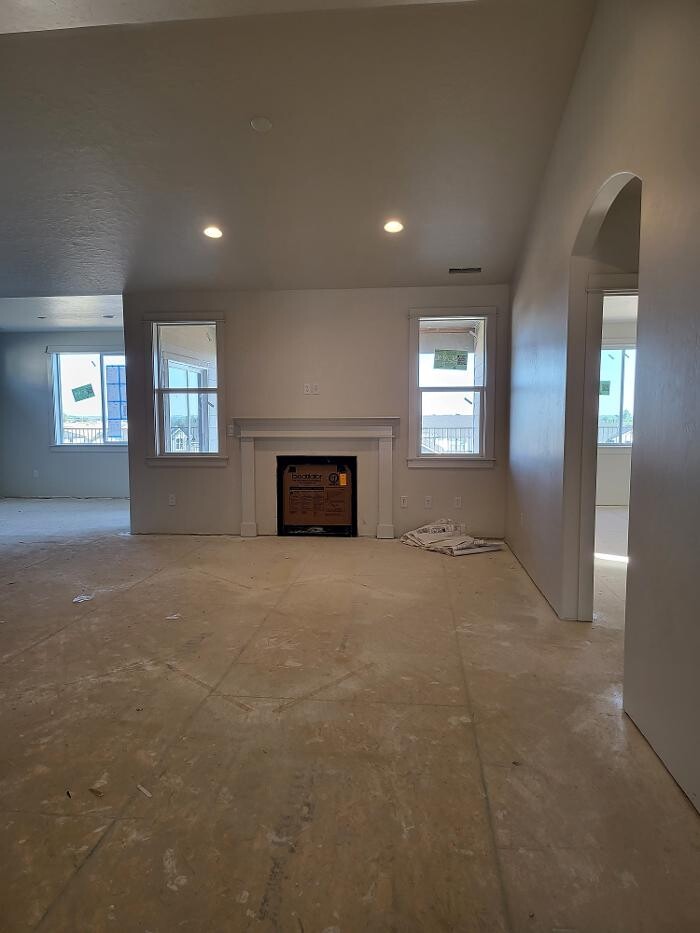 Images Abmont Realty Group