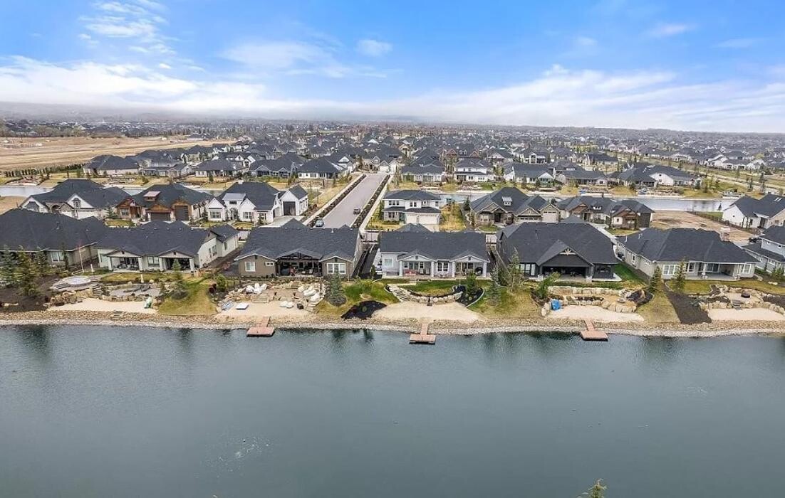 Images Abmont Realty Group