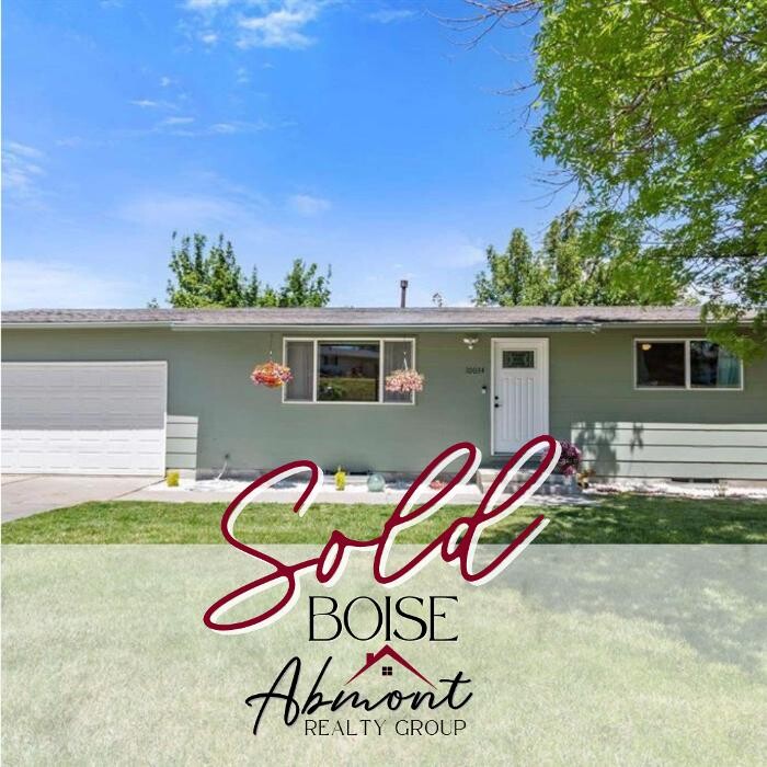Images Abmont Realty Group