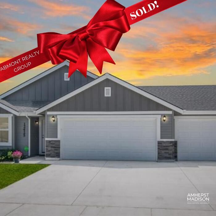 Images Abmont Realty Group