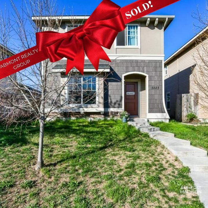 Images Abmont Realty Group