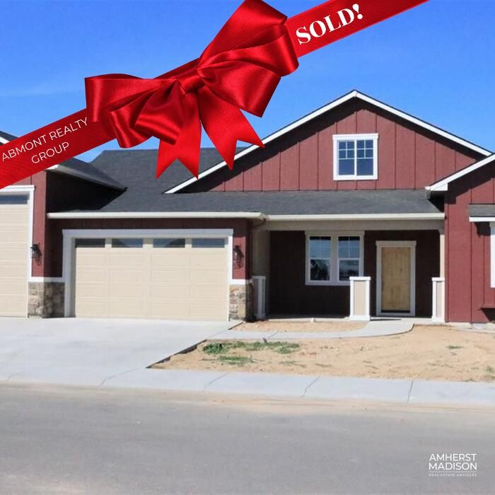 Images Abmont Realty Group