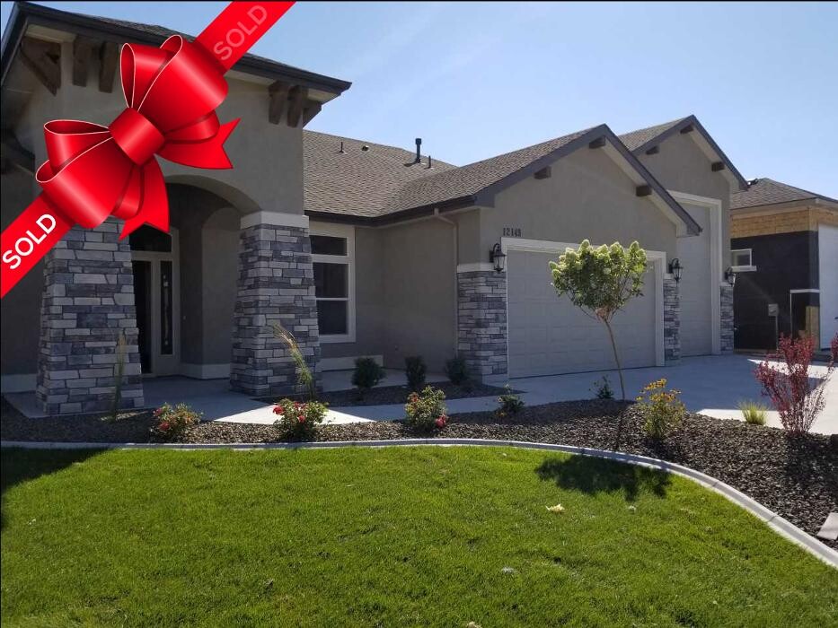 Images Abmont Realty Group