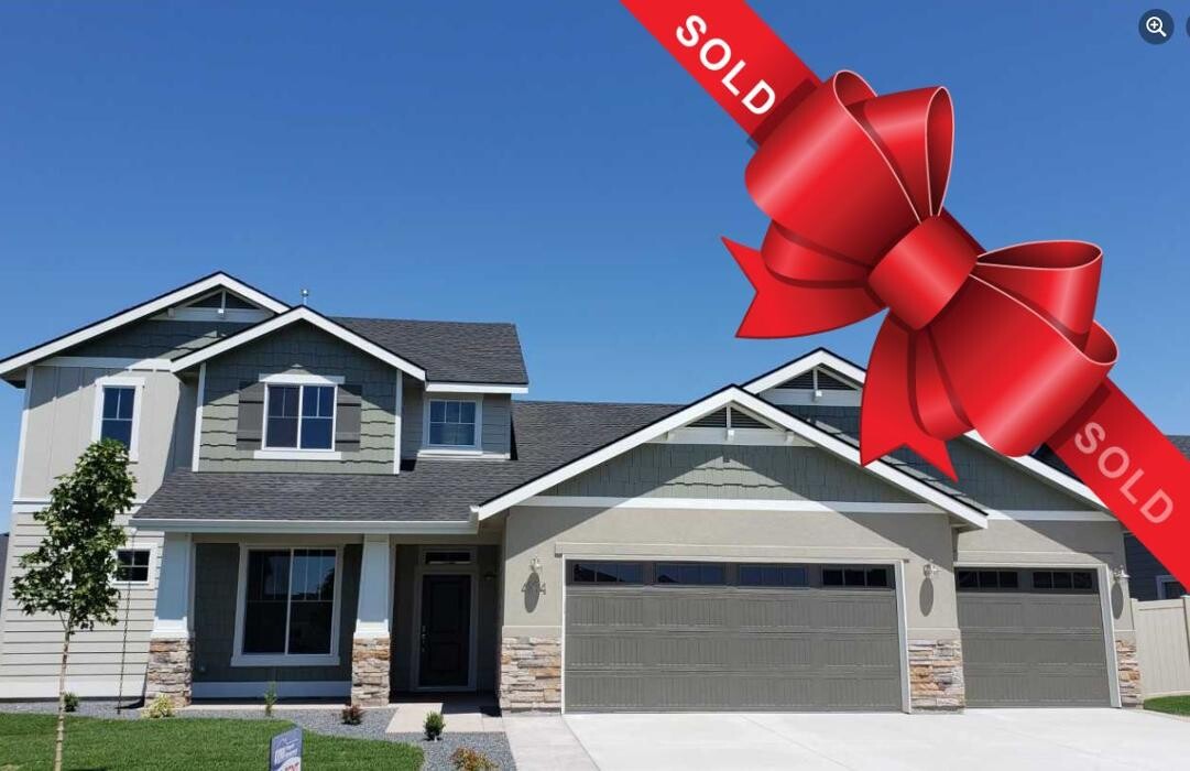 Images Abmont Realty Group