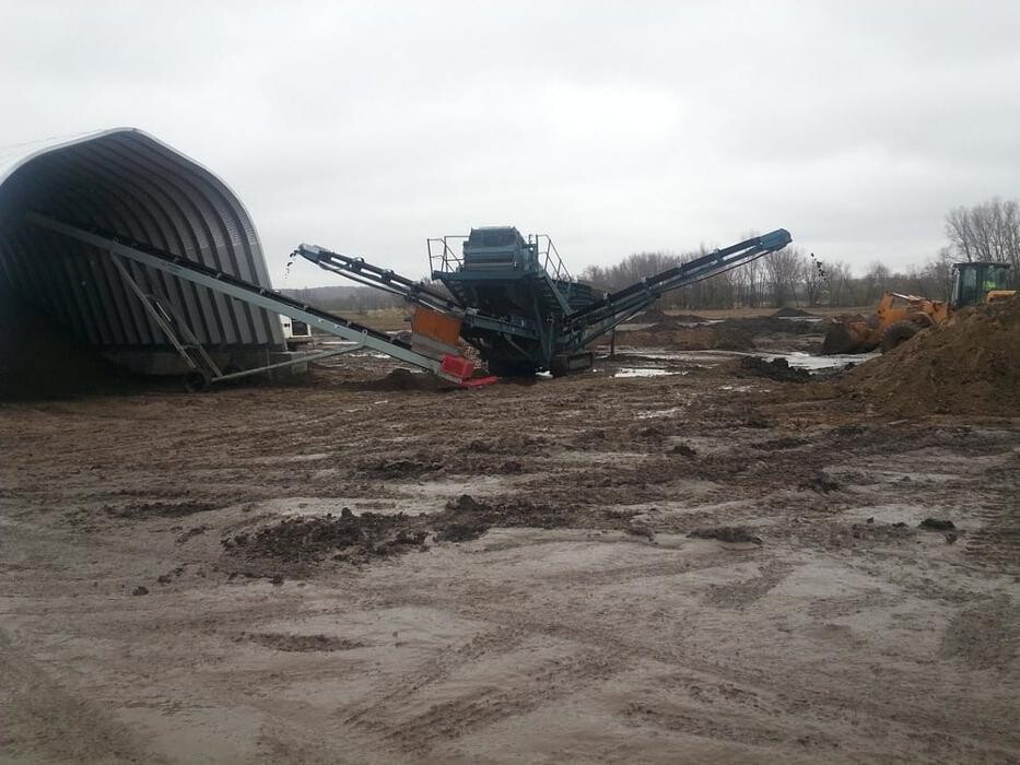 Images Farmer's Top Soil