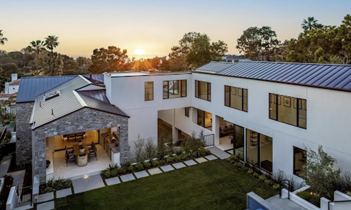 Images West Coast Roofing & Construction