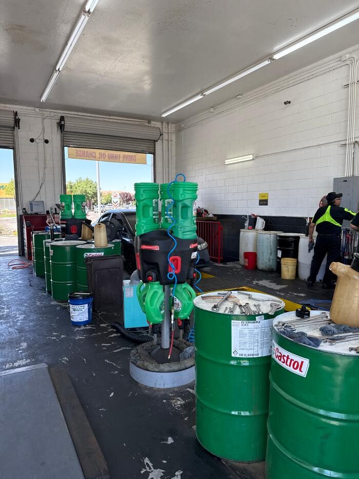 Images EZ Lube Oil Change