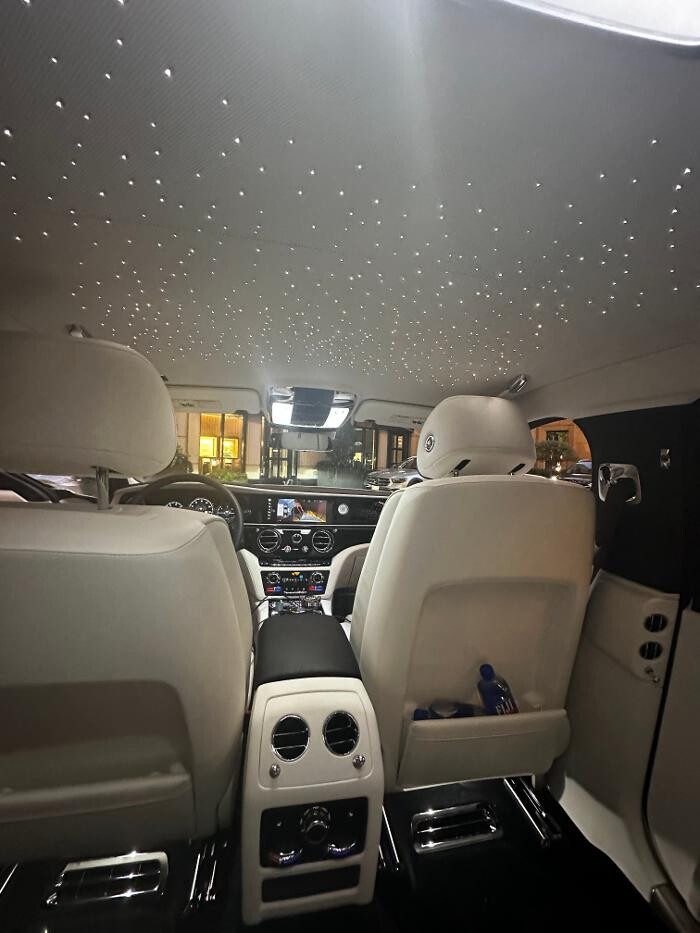 Images Royal Limo Services - Chicago Ohare Executive Limo Service -Chauffeur Services