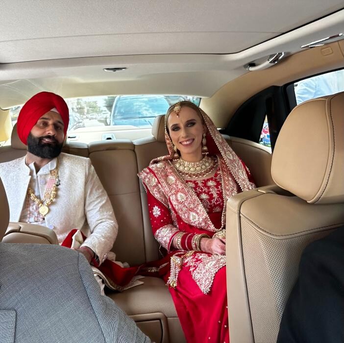 Images Royal Limo Services - Chicago Ohare Executive Limo Service -Chauffeur Services