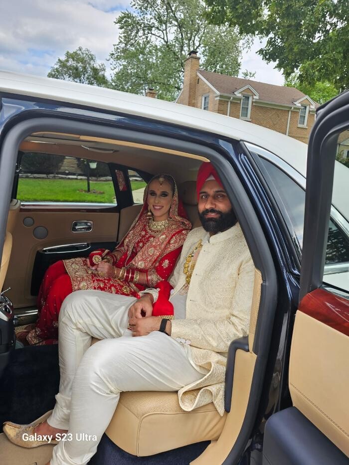 Images Royal Limo Services - Chicago Ohare Executive Limo Service -Chauffeur Services