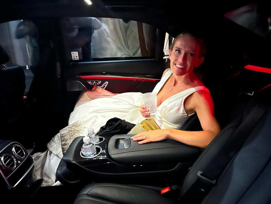 Images Royal Limo Services - Chicago Ohare Executive Limo Service -Chauffeur Services
