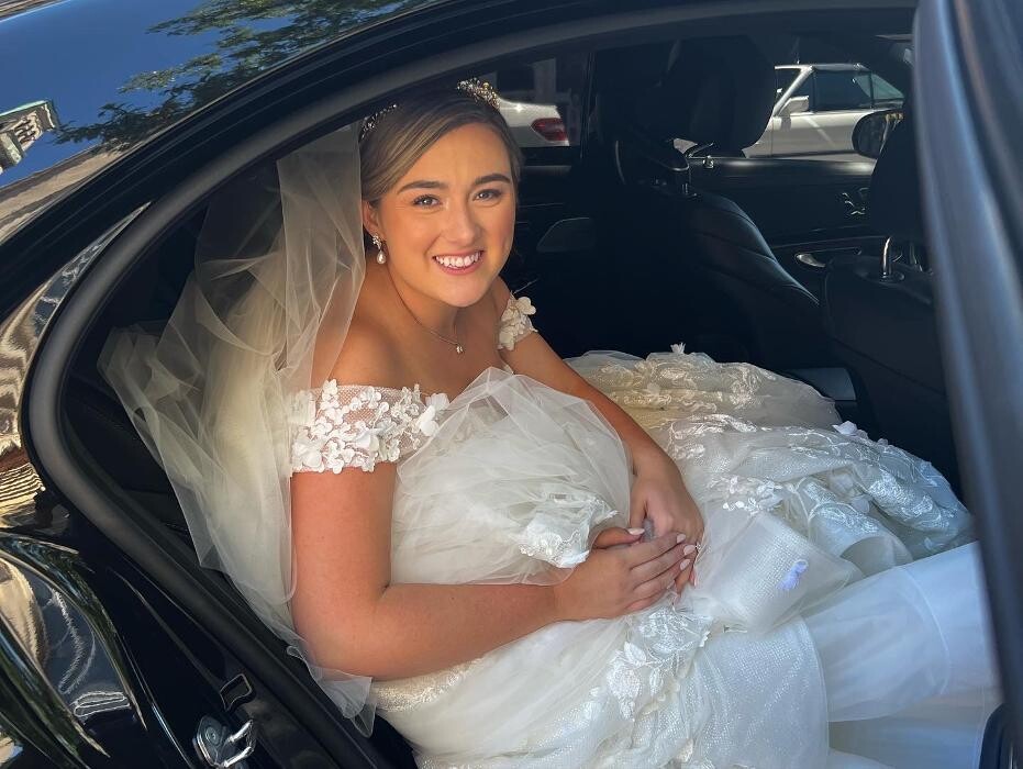 Images Royal Limo Services - Chicago Ohare Executive Limo Service -Chauffeur Services