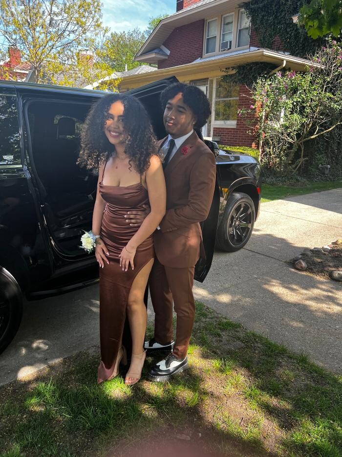 Images Royal Limo Services - Chicago Ohare Executive Limo Service -Chauffeur Services