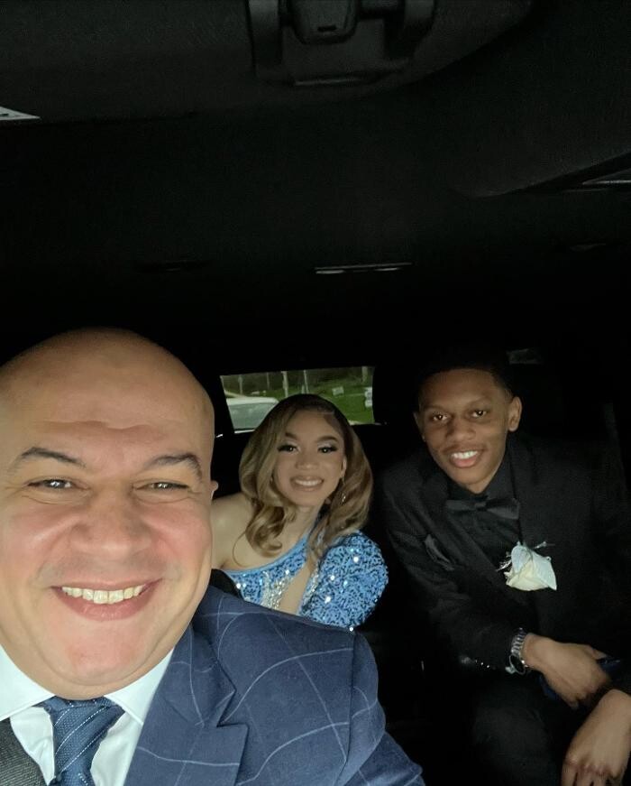 Images Royal Limo Services - Chicago Ohare Executive Limo Service -Chauffeur Services