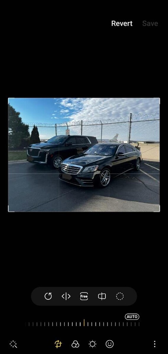 Images Royal Limo Services - Chicago Ohare Executive Limo Service -Chauffeur Services