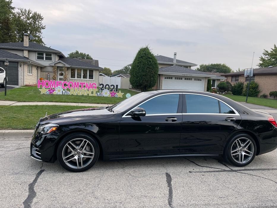 Images Royal Limo Services - Chicago Ohare Executive Limo Service -Chauffeur Services
