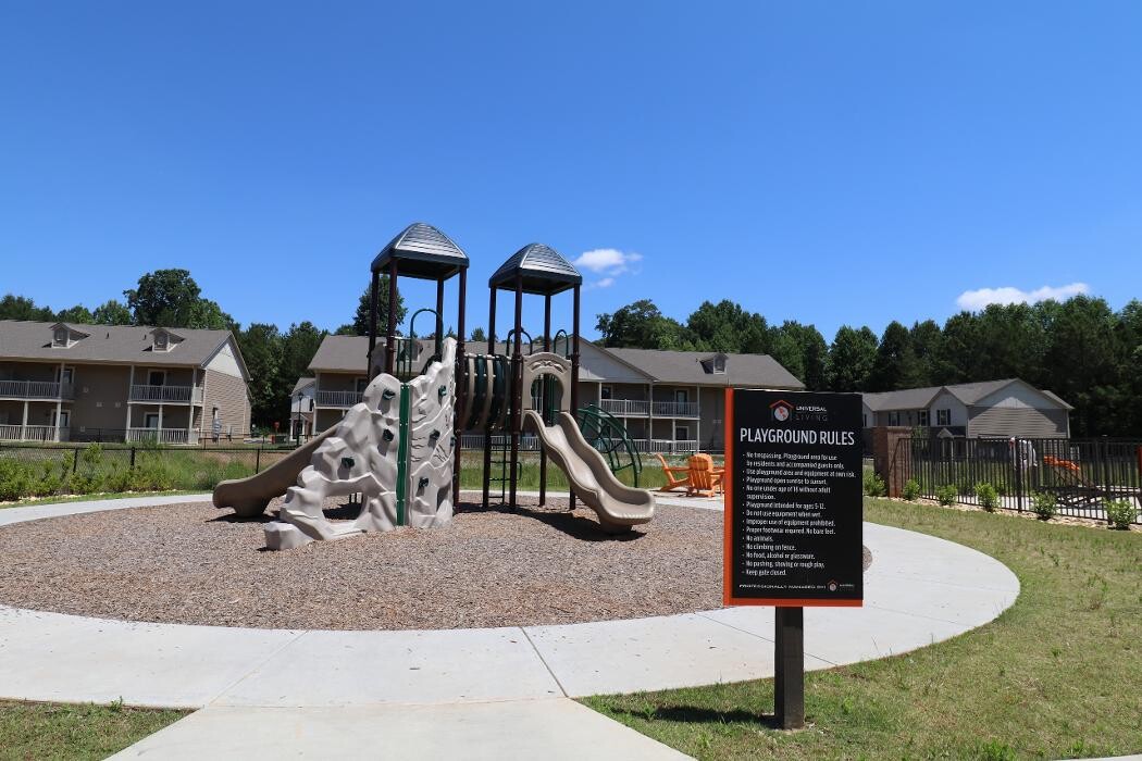 Images Cove at Pine Ridge