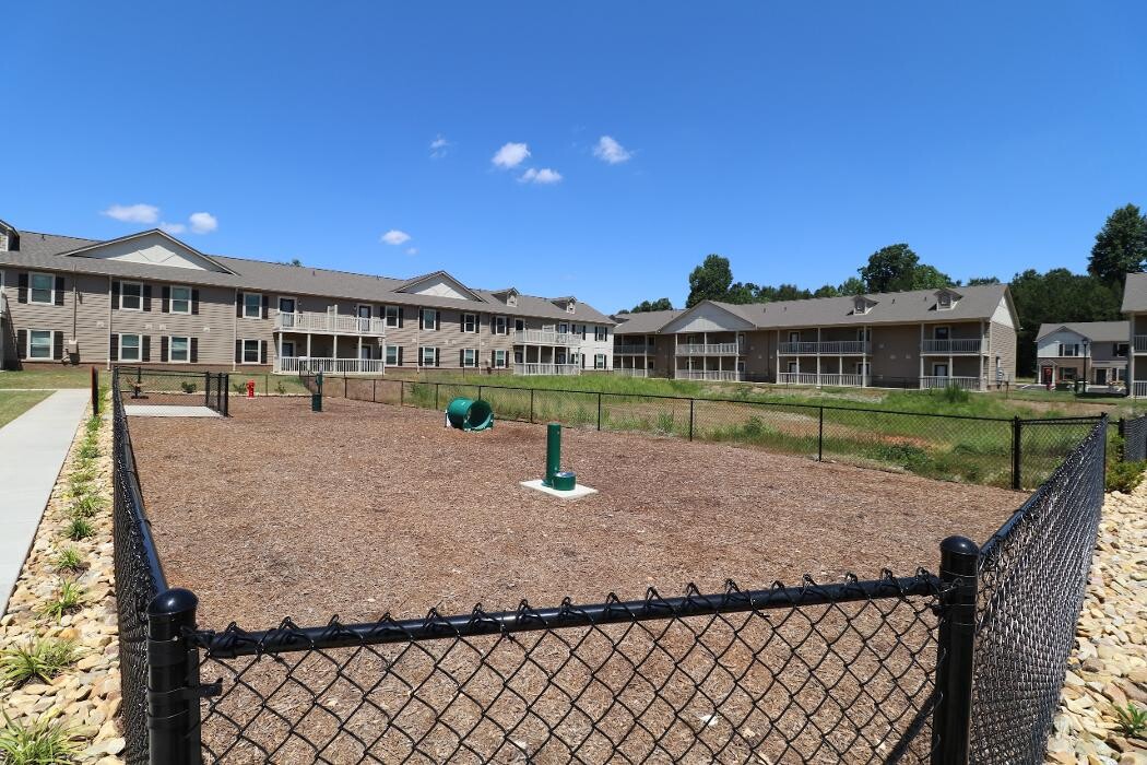 Images Cove at Pine Ridge