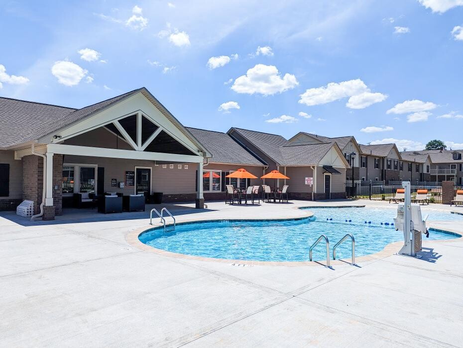 Images Cove at Pine Ridge