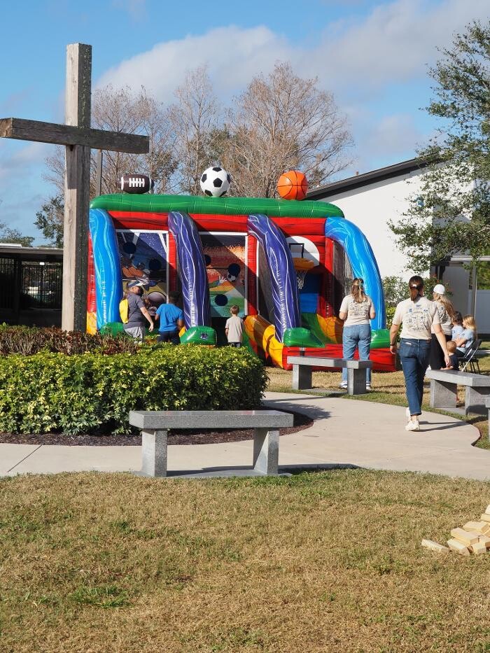 Images Tropical Thrills Inflatables of Sarasota