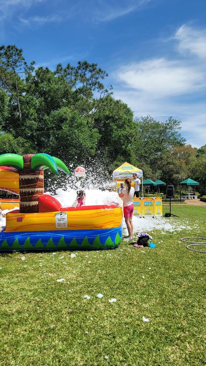 Images Tropical Thrills Inflatables of Sarasota