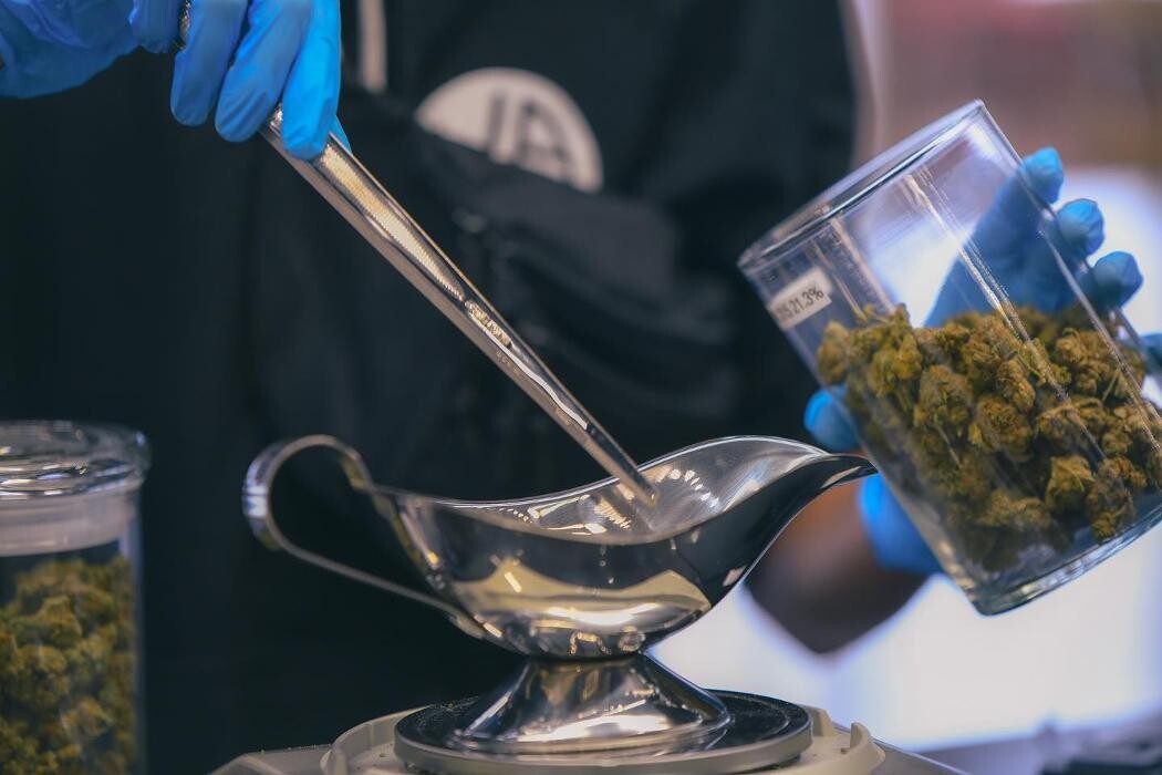 Images JARS Cannabis Phoenix Metrocenter