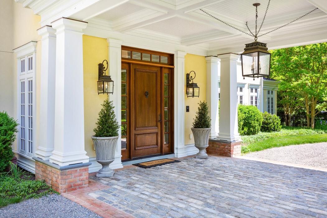 Images Kathryn Ward Grabowy, Realtor