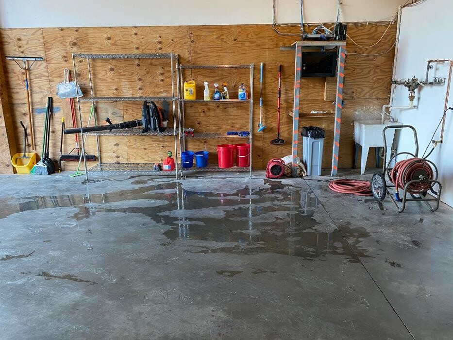 Images Semper Dry Water Removal