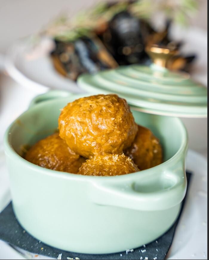 Images Americano, Lincoln Park