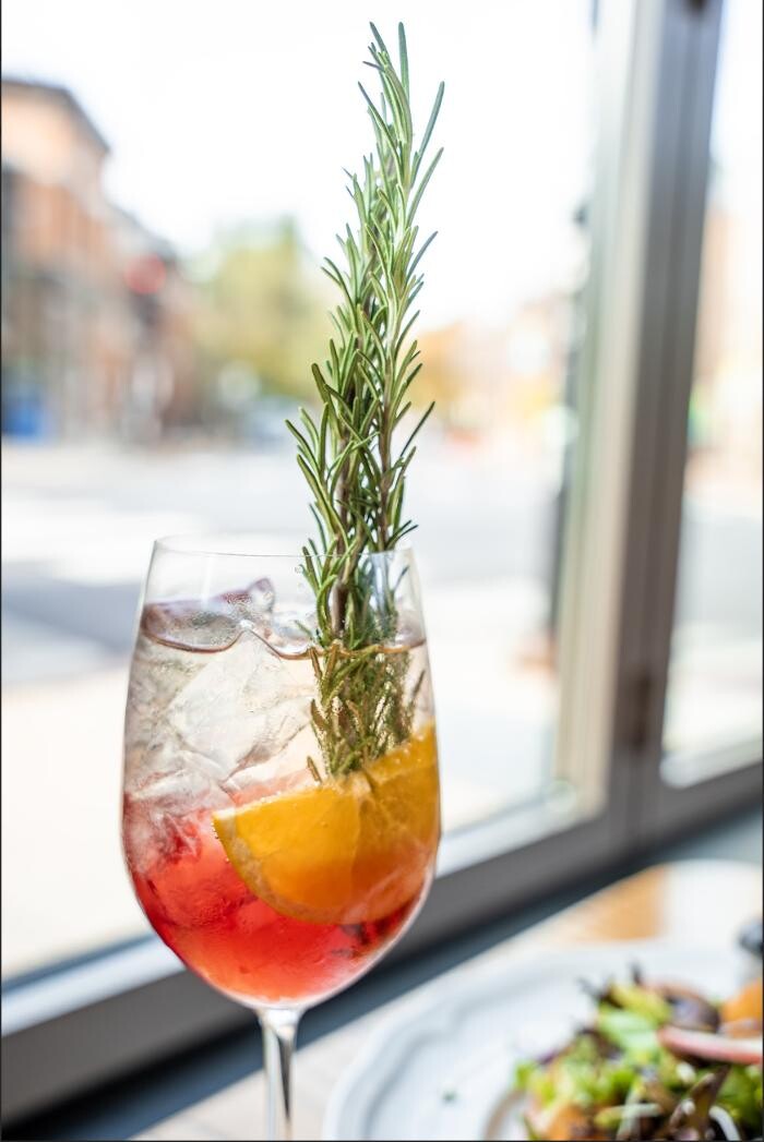 Images Americano, Lincoln Park