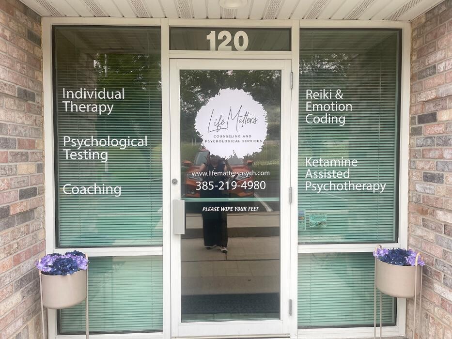 Images Life Matters Counseling and Psychological services
