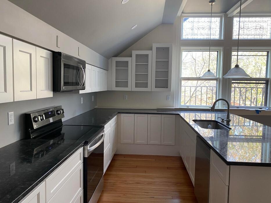 Images Craftworks Custom Cabinetry