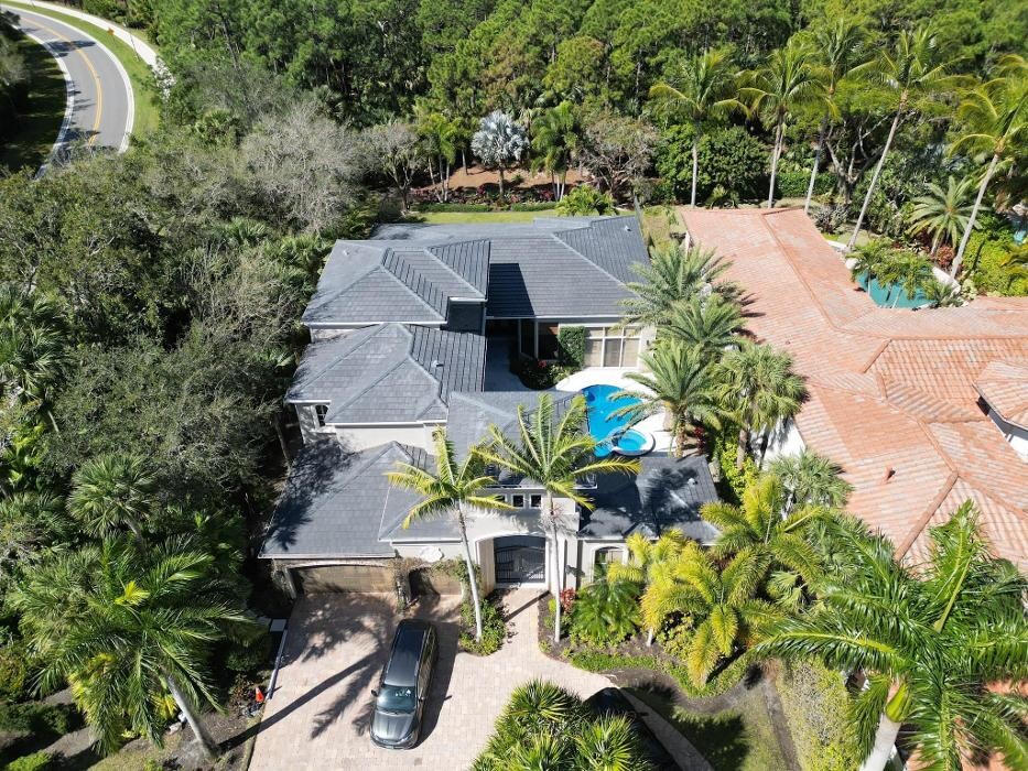 Images Atlantis Roofing Inc