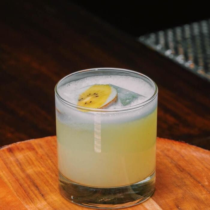 Images DSTRKT Bar & Grill