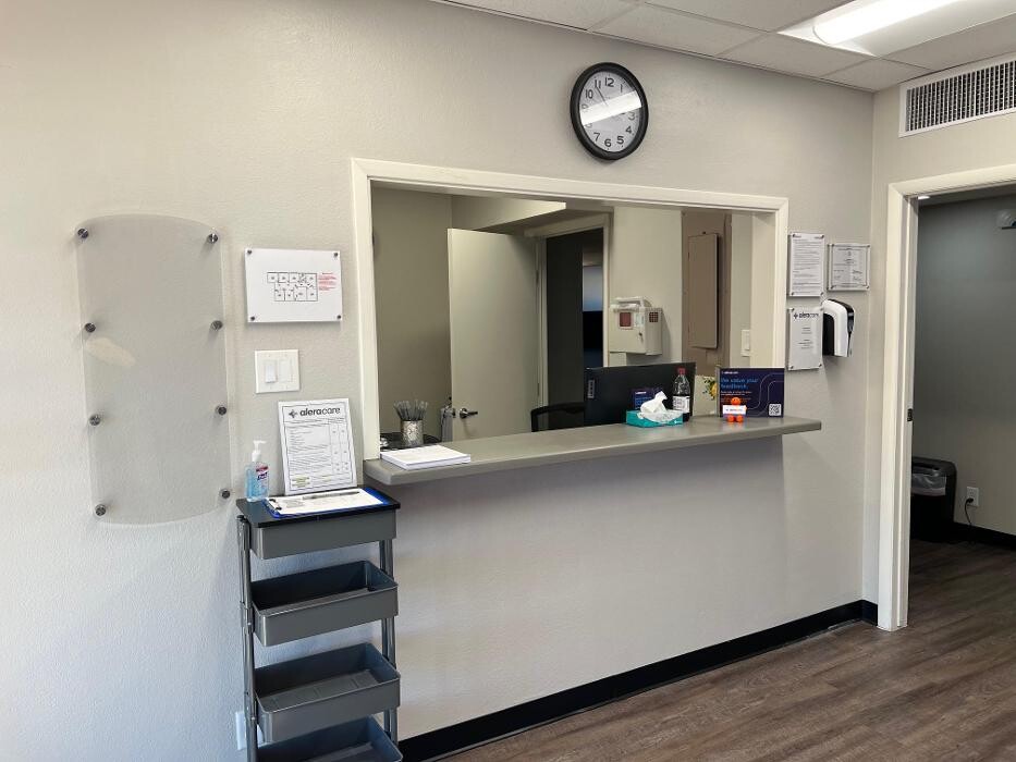 Images AleraCare Infusion Center - Chandler