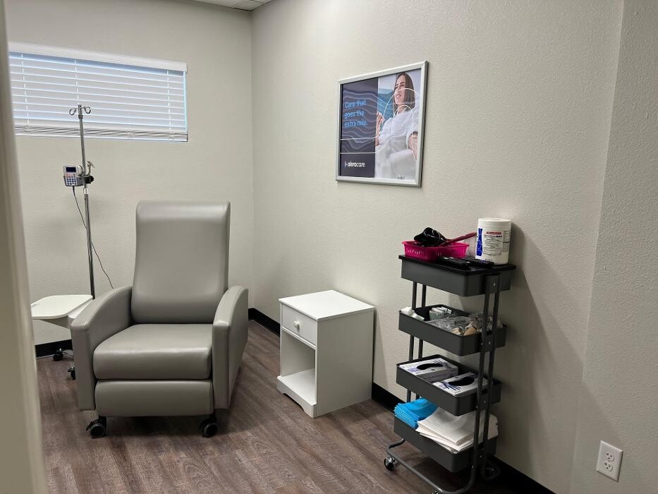 Images AleraCare Infusion Center - Chandler