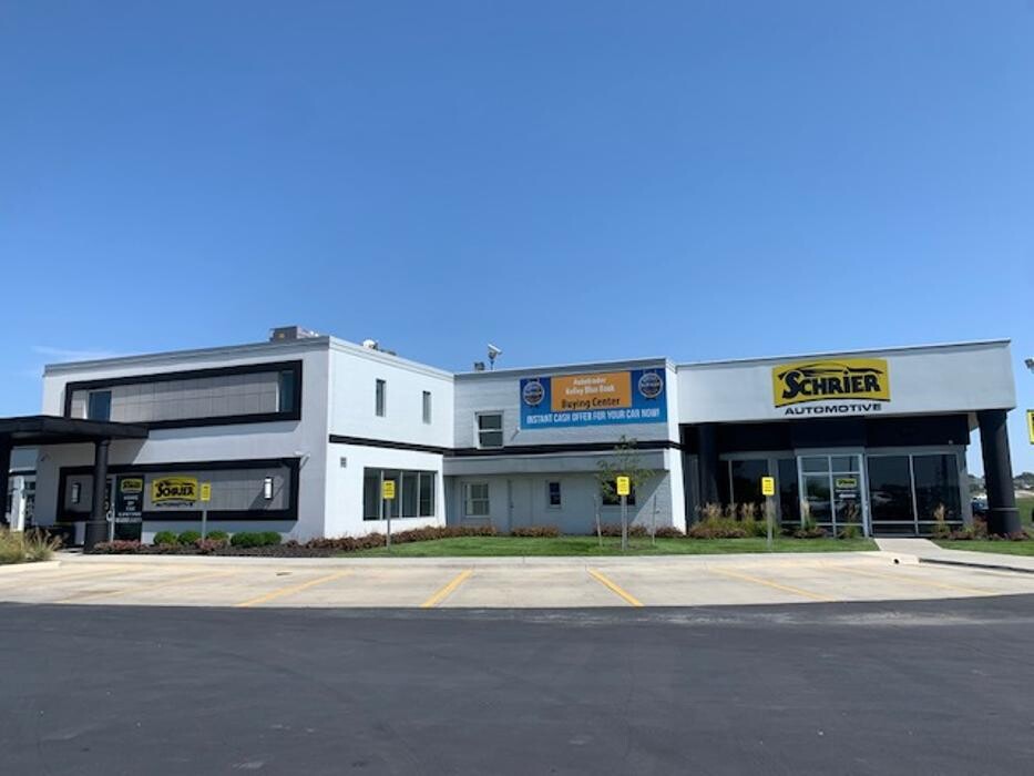 Images Schrier Automotive Inc