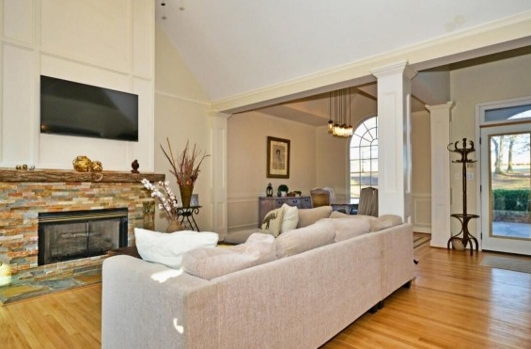 Images Doyle Real Estate