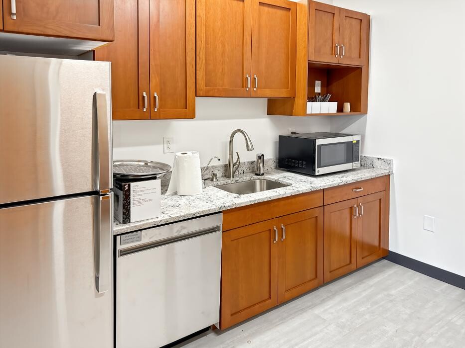 Images Regus Eagan Woods Drive