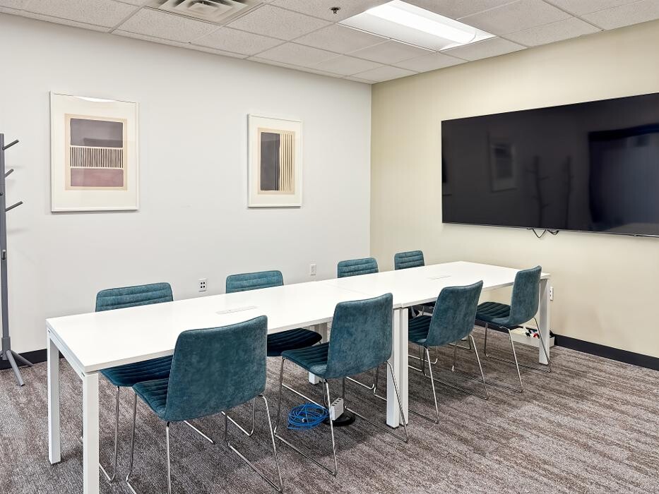 Images Regus Eagan Woods Drive