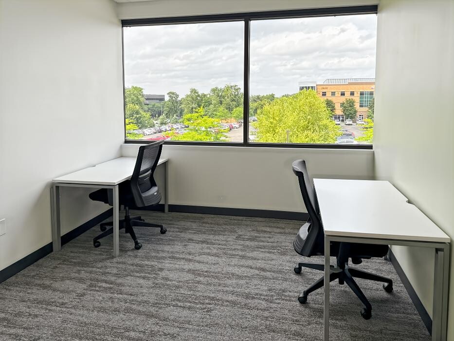 Images Regus Eagan Woods Drive