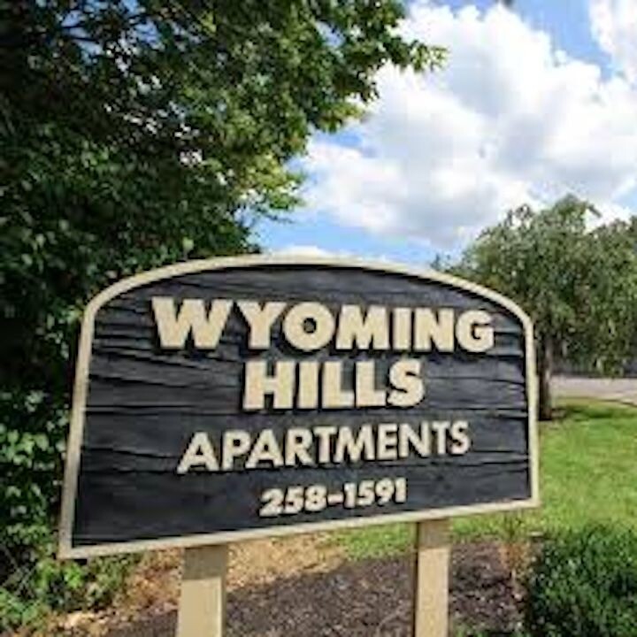 Wyoming Hills Apartments Logo
