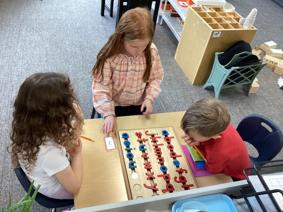 Images Around the Sun Montessori School