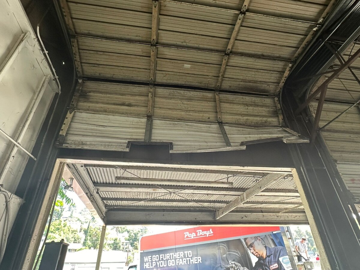 Images Garage Door repair Manhattan Beach