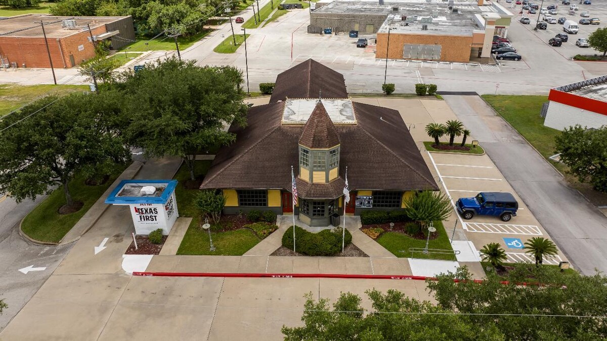 Images Texas First Bank