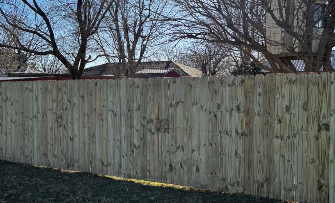 Images KB Fence and Construction