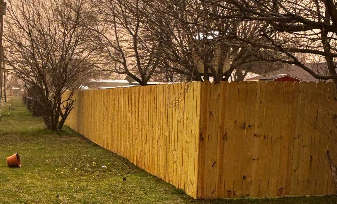 Images KB Fence and Construction