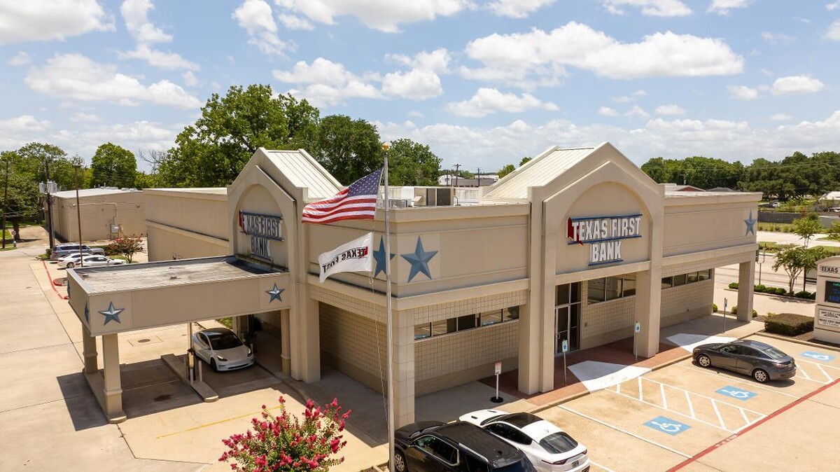 Images Texas First Bank