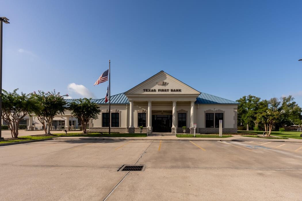 Images Texas First Bank